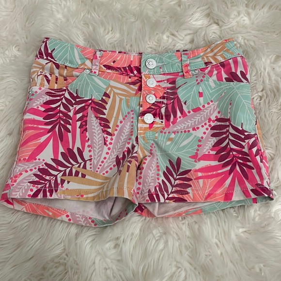 Cat & Jack Other - Cat and jack tropical. Shorts.